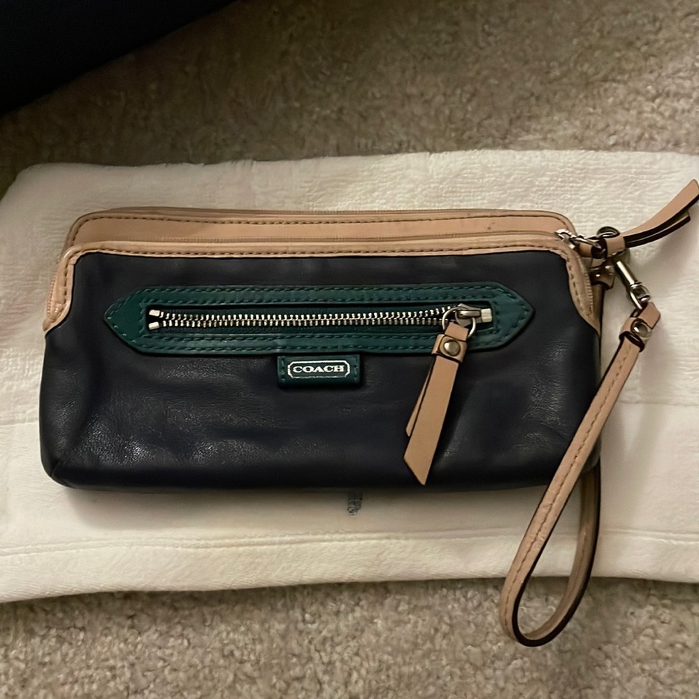 Coach leather wallet/wristlet